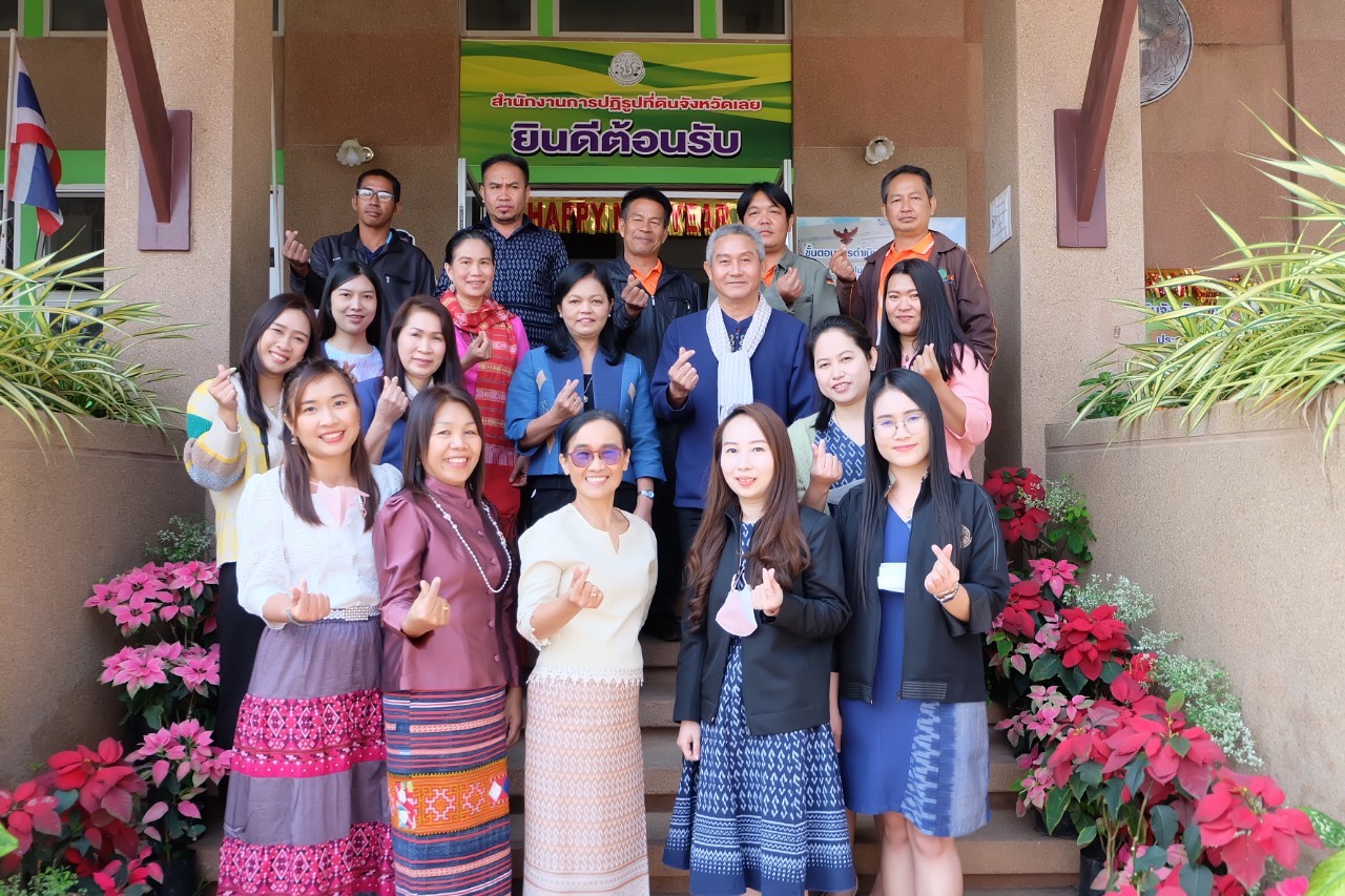 title - ผู้ตรวจราชการกรม สำนักงานการปฏิรูปที่ดินเพื่อเกษตรกรรม (ส.ป.ก.) ประชุมติดตามผลการดำเนินงานตามแผนการตรวจราชการ ส.ป.ก. ประจำปีงบประมาณ พ.ศ. 2566 รอบที่ 1 เขตตรวจราชการที่ 10 ณ สำนักงานการปฏิรูปที่ดินจังหวัดเลย (ส.ป.ก.เลย)